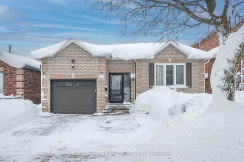 Photo 23 at 10 Wismer Avenue, Northwest, Barrie