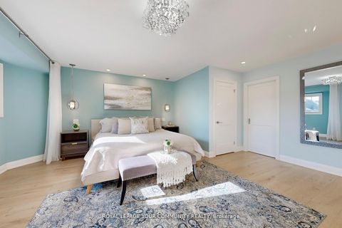 Photo 15 at 236 Thornway Avenue, Brownridge, Vaughan