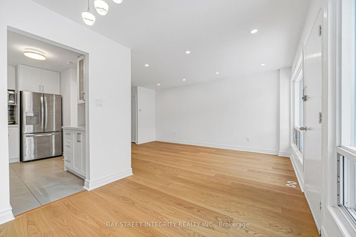 Photo 15 at 70 Elsa Vine Way, Bayview Village, Toronto