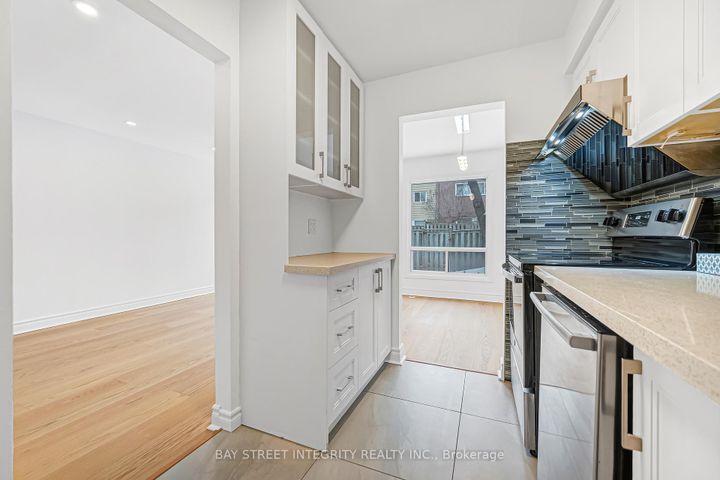 Photo 20 at 70 Elsa Vine Way, Bayview Village, Toronto