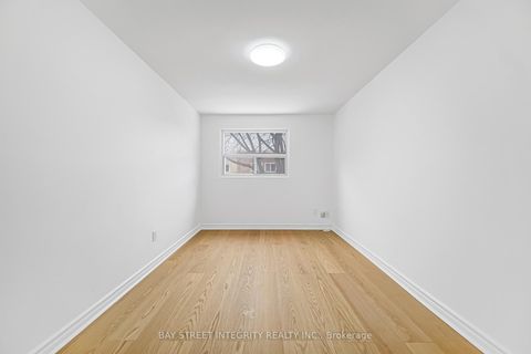 Photo 33 at 70 Elsa Vine Way, Bayview Village, Toronto