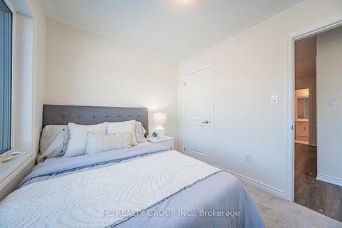 Photo 26 at 82 Thomas Frisby Jr Crescent, Victoria Square, Markham