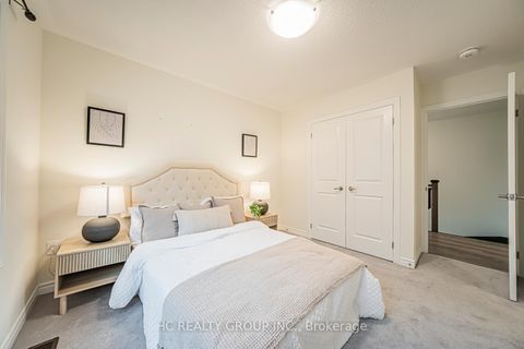 Photo 36 at 82 Thomas Frisby Jr Crescent, Victoria Square, Markham