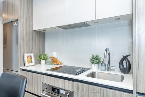 Photo 17 at C202 - 8 Beverley Glen Boulevard, Beverley Glen, Vaughan