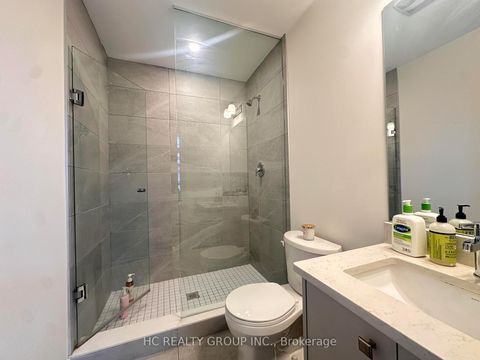 Photo 6 at 6 - 3 bond Crescent, Oak Ridges, Richmond Hill