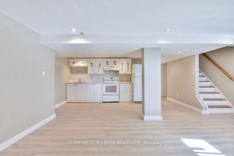 Photo 11 at 63 Davidson Street, Wellington, Barrie