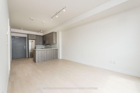 Photo 6 at 502 - 246 Logan Avenue, South Riverdale, Toronto