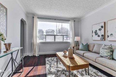 Photo 3 at 184 Finch Avenue E, Willowdale East, Toronto