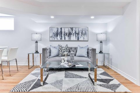 Photo 11 at 184 Finch Avenue E, Willowdale East, Toronto