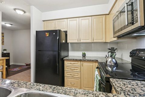 Photo 19 at 304 - 5 Michael Power Place, City Centre West, Toronto