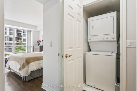 Photo 39 at 304 - 5 Michael Power Place, City Centre West, Toronto