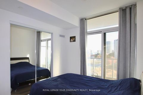 Photo 11 at 404 - 20 Gatineau Drive, Beverley Glen, Vaughan