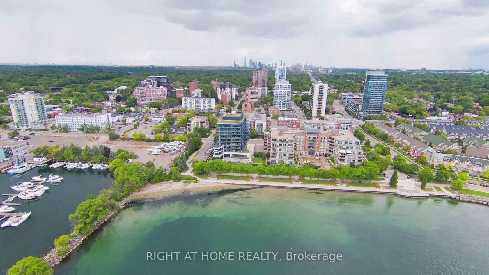 405 - 70 Port Street E, Port Credit, Mississauga 