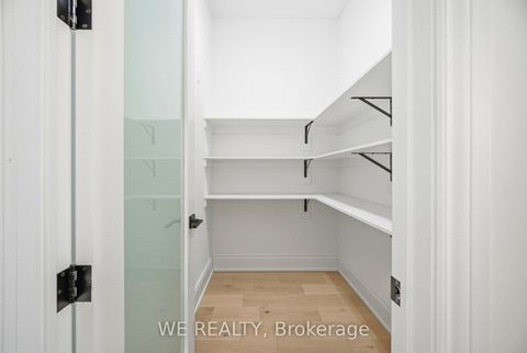 Photo 10 at 372 Rouge Hill Court, Rougemount, Pickering