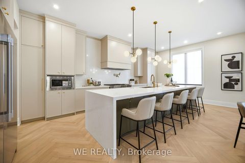 Photo 11 at 372 Rouge Hill Court, Rougemount, Pickering