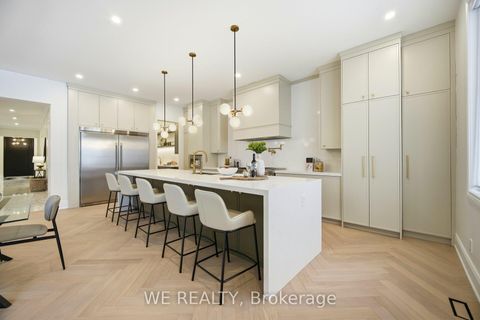 Photo 12 at 372 Rouge Hill Court, Rougemount, Pickering