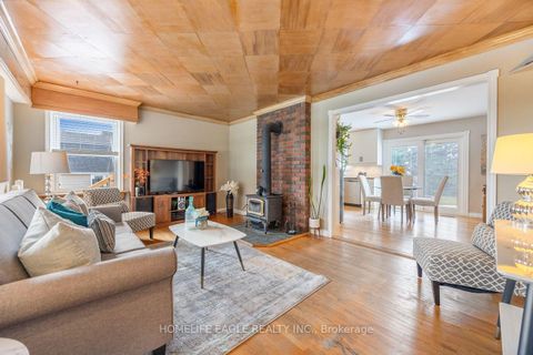 Photo 7 at 19280 Dufferin Street, Rural King, King