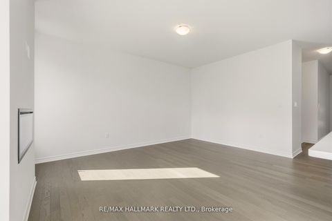 Photo 12 at 363 Reid Drive W, Rural Barrie Southwest, Barrie