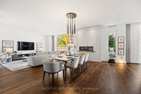 Photo 7 at 15 Fairmeadow Avenue, Windfields, Toronto