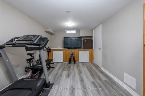 Photo 19 at 193 Pickett Crescent, Painswick North, Barrie