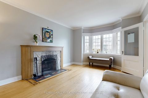 Photo 4 at 290 Laird Drive, Leaside, Toronto