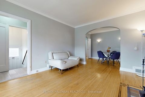 Photo 5 at 290 Laird Drive, Leaside, Toronto