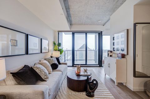 Photo 15 at 518 - 7 Smith Crescent, Queensway, Toronto