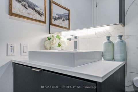 Photo 27 at 518 - 7 Smith Crescent, Queensway, Toronto