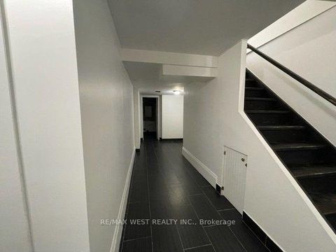 Photo 7 at 473A Rogers Road, Eglinton West, Toronto