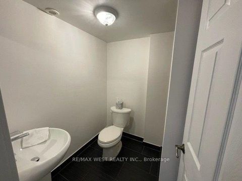 Photo 10 at 473A Rogers Road, Eglinton West, Toronto