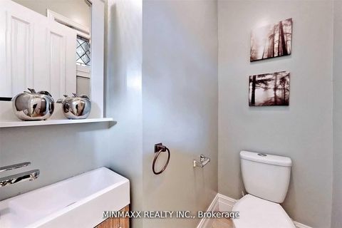 Photo 18 at 74 Dale Avenue, Moore Park, Toronto