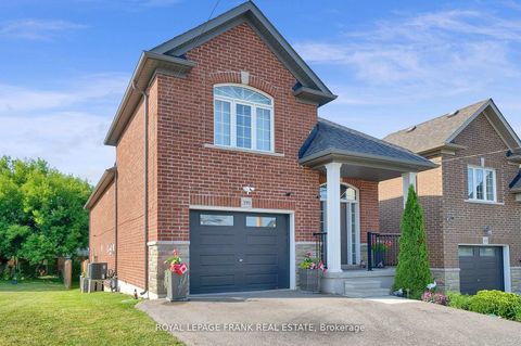 Photo 1 at 398 Olive Avenue, Central, Oshawa