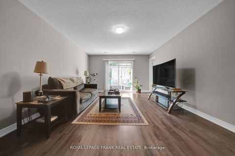 Photo 10 at 398 Olive Avenue, Central, Oshawa