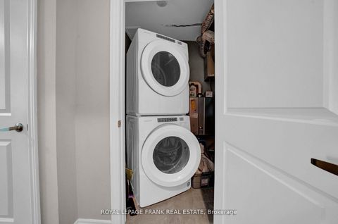 Photo 17 at 398 Olive Avenue, Central, Oshawa