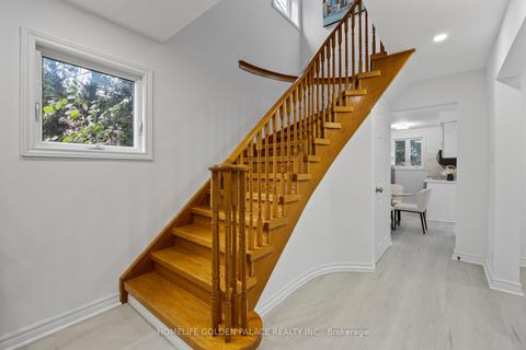 Photo 7 at 36 Moonlight Lane, Observatory, Richmond Hill