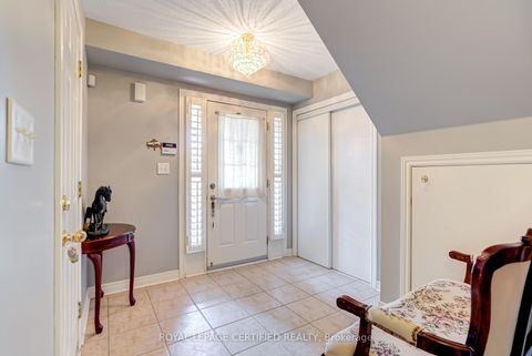 Photo 4 at 21 Polarlights Way, Rouge E11, Toronto