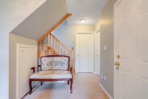 Photo 5 at 21 Polarlights Way, Rouge E11, Toronto