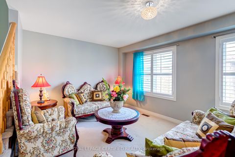 Photo 6 at 21 Polarlights Way, Rouge E11, Toronto