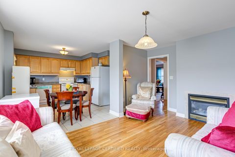 Photo 17 at 21 Polarlights Way, Rouge E11, Toronto