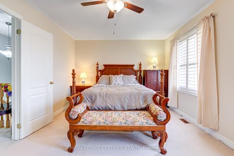 Photo 24 at 21 Polarlights Way, Rouge E11, Toronto