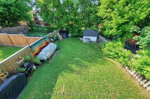 Photo 17 at 402 Olive Avenue, Central, Oshawa
