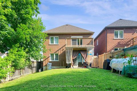 Photo 19 at 402 Olive Avenue, Central, Oshawa