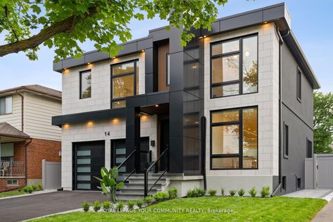 Photo 2 at 14 Ranwood Drive, Pelmo Park W4, Toronto