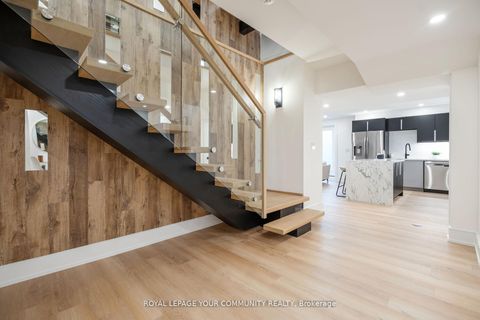 Photo 37 at 14 Ranwood Drive, Pelmo Park W4, Toronto