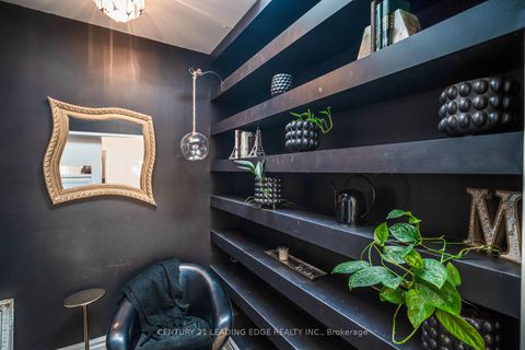 Photo 17 at 137 PARKVIEW Avenue, Willowdale East, Toronto