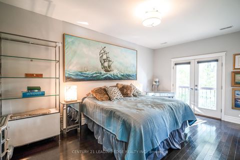 Photo 18 at 137 PARKVIEW Avenue, Willowdale East, Toronto