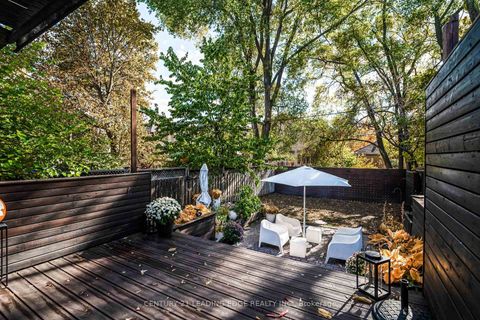 Photo 32 at 137 PARKVIEW Avenue, Willowdale East, Toronto