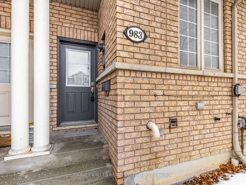 Photo 1 at 983 Roselawn Avenue, Belgravia, Toronto
