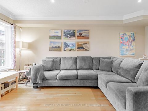 Photo 4 at 983 Roselawn Avenue, Belgravia, Toronto