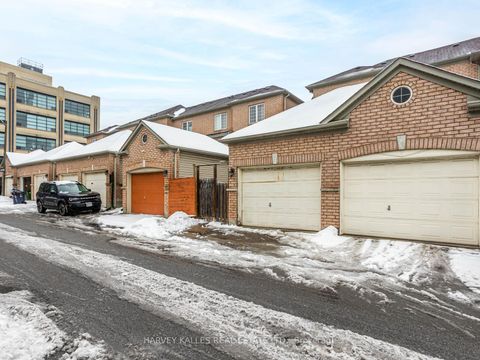 Photo 31 at 983 Roselawn Avenue, Belgravia, Toronto